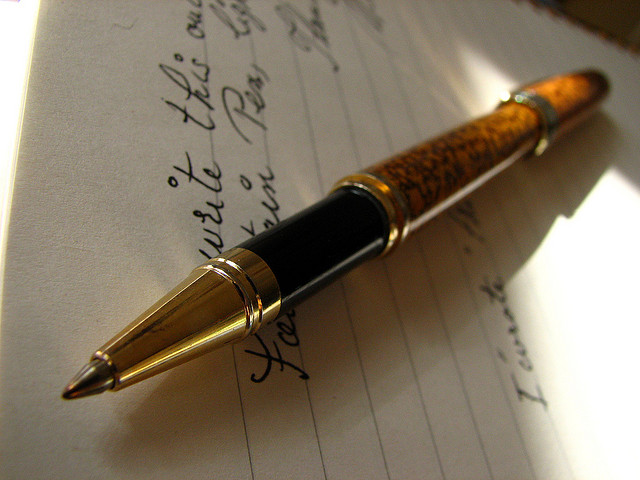 POURQUOI CONTINUER À ÉCRIRE DES NOUVELLES ?